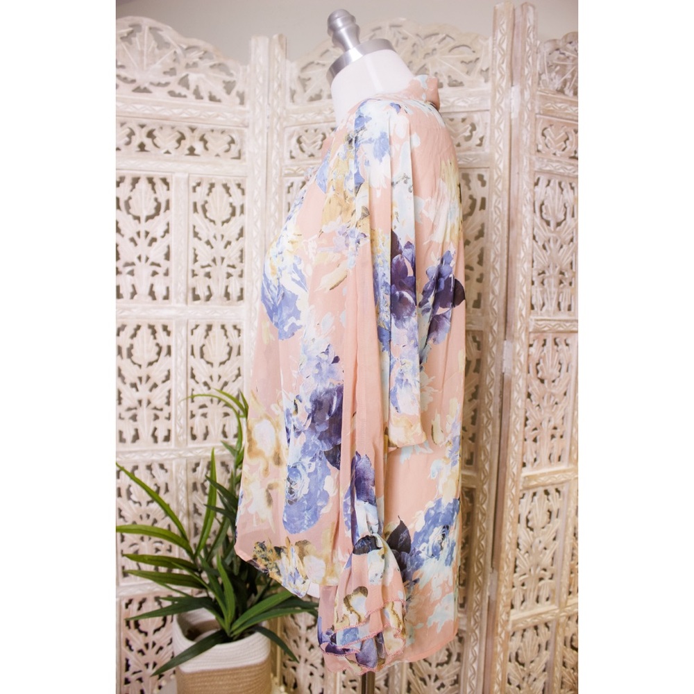 Floral tie front blouse - Picture 10 of 16